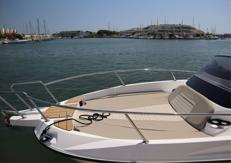 Location Bateau avec Permis - Karnic SL 742 au Grau du Roi, Port Camargue