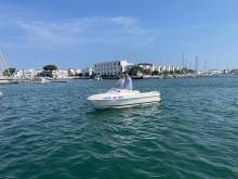 Notre zone d'activité pour ce service Location de semi-rigide de grande taille pour 8 personnes avec wakeboard